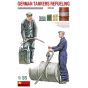 MINIART 35348 GERMAN TANKERS REFUELING