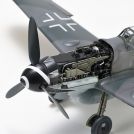 ZOUKEI-MURA SWS018 Bf 109 G-14 Hartmann Model 1/32 (figurino incluso)
