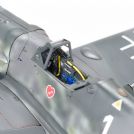 ZOUKEI-MURA SWS018 Bf 109 G-14 Hartmann Model 1/32 (figurino incluso)