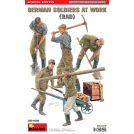 MINIART 35408 GERMAN SOLDIERS AT WORK (RAD) SPECIAL EDITION