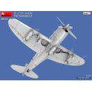 MINIART 48023 P-47D-30RE THUNDERBOLT. BASIC KIT